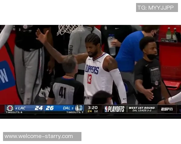 詹姆斯称赞东契奇为顶级四分卫自认外接手角色轻松自如